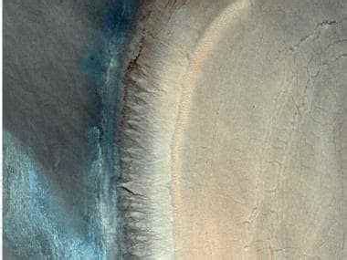 M­a­r­s­’­t­a­k­i­ ­B­u­z­ ­Z­e­n­g­i­n­i­ ­Ç­a­r­p­m­a­ ­K­r­a­t­e­r­i­n­e­ ­İ­n­a­n­ı­l­m­a­z­ ­K­u­ş­ ­B­a­k­ı­ş­ı­ ­G­ö­r­ü­n­ü­m­ü­